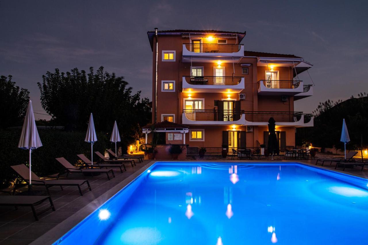 Sunny Garden Hotel Нидри Екстериор снимка