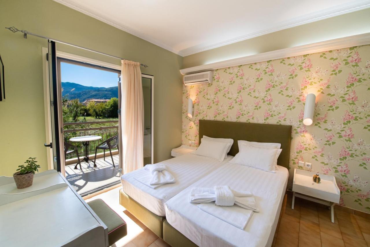 Sunny Garden Hotel Нидри Екстериор снимка