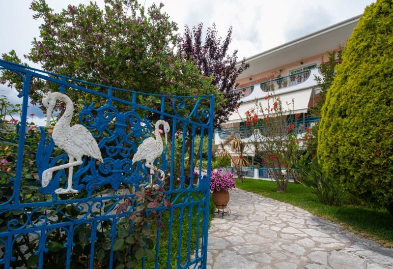 Sunny Garden Hotel Нидри Екстериор снимка